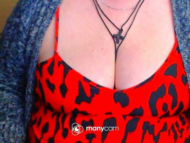 mayalove4u Live Cam on BongaCams