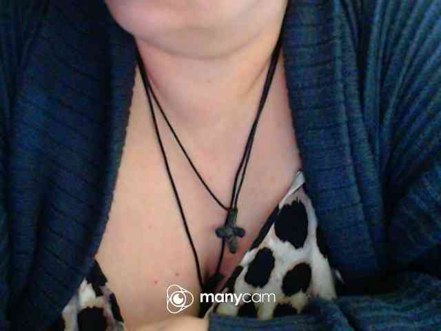mayalove4u Live Webcam on BongaCams
