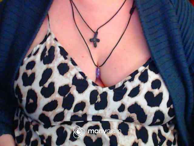 mayalove4u Live Webcam on BongaCams