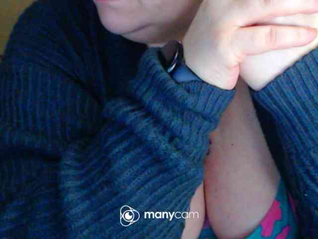 mayalove4u Live Webcam on BongaCams