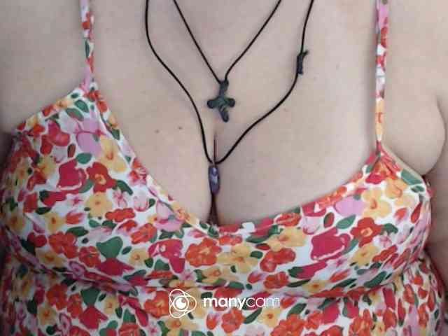 mayalove4u Live Webcam on BongaCams