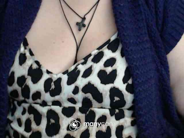 mayalove4u Live Webcam on BongaCams