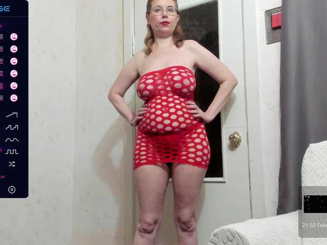 Sex chat gratuit in direct cu KarolineCherr pe BongaCams
