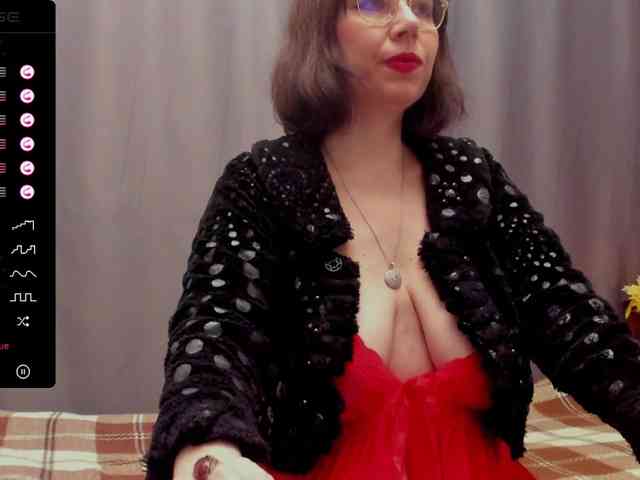 KarolineCherr KarolineCherr