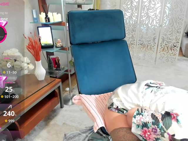 LoveCatsuit's BongaCams show and profile