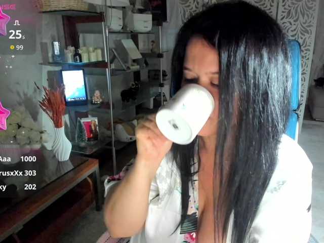 LoveCatsuit's BongaCams show and profile