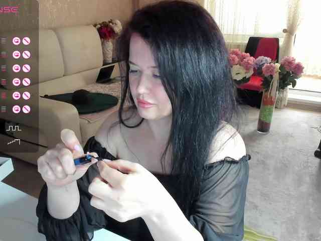 LoveCatsuit webcam