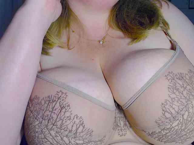Yuliskax webcam