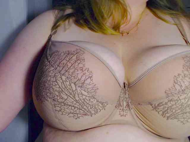 Yuliskax webcam