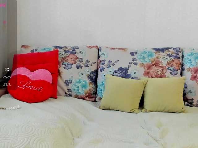 Lisa1225's BongaCams show and profile