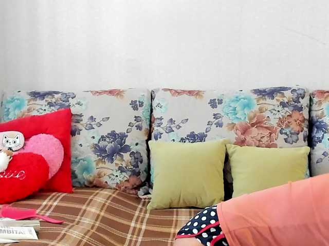 Lisa1225's BongaCams show and profile