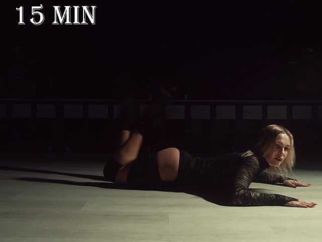 Lisa1225's BongaCams show and profile