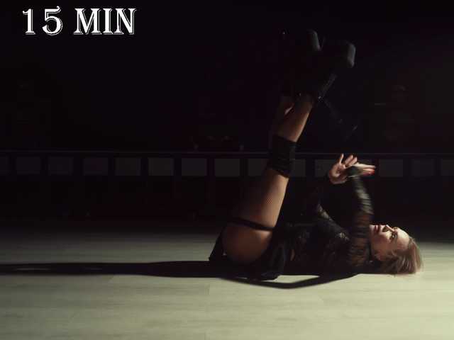 Lisa1225's BongaCams show and profile