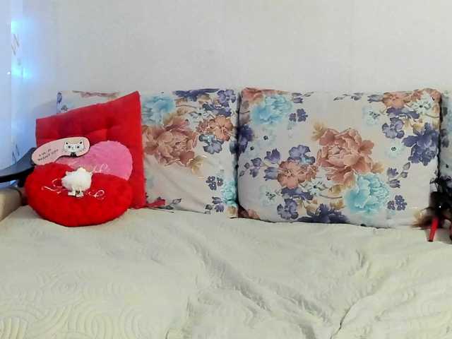 Lisa1225's BongaCams show and profile