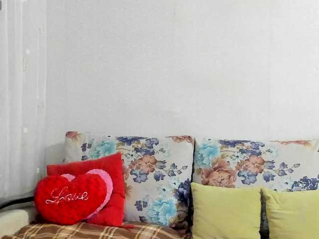 Lisa1225's BongaCams show and profile