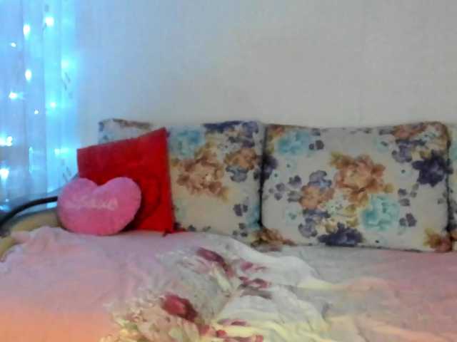 Lisa1225's BongaCams show and profile