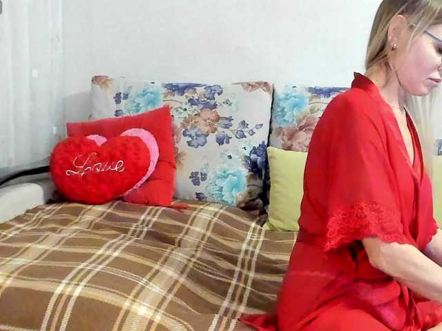 Lisa1225 — Hello everyone! Have a great day! I'm always happy to bring you aesthetic pleasure... Thank you for your feedback! I want more of your love! Please give me a heart!