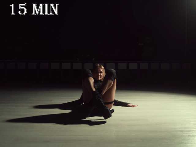 Lisa1225's BongaCams show and profile