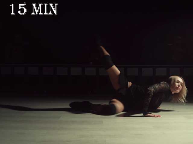 Lisa1225's BongaCams show and profile