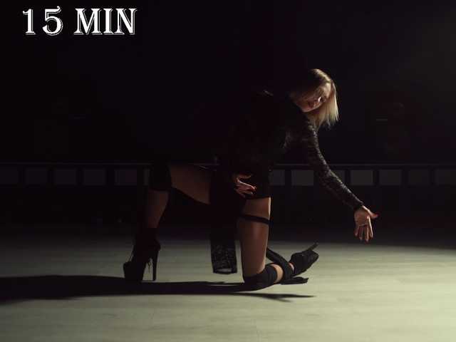 Lisa1225's BongaCams show and profile