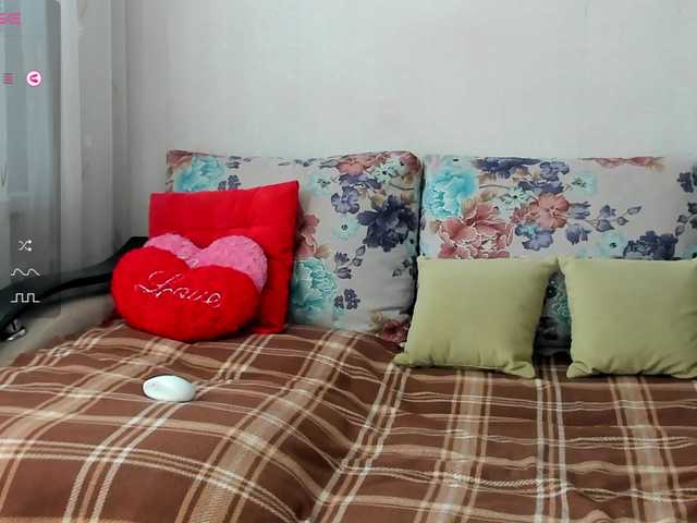 Lisa1225's BongaCams show and profile