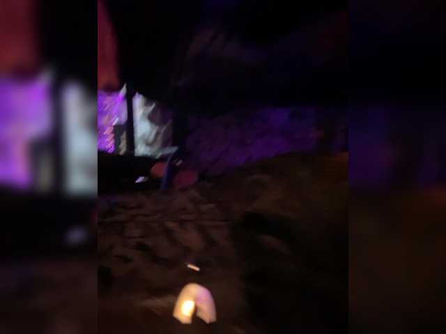 Lisa1225's BongaCams show and profile