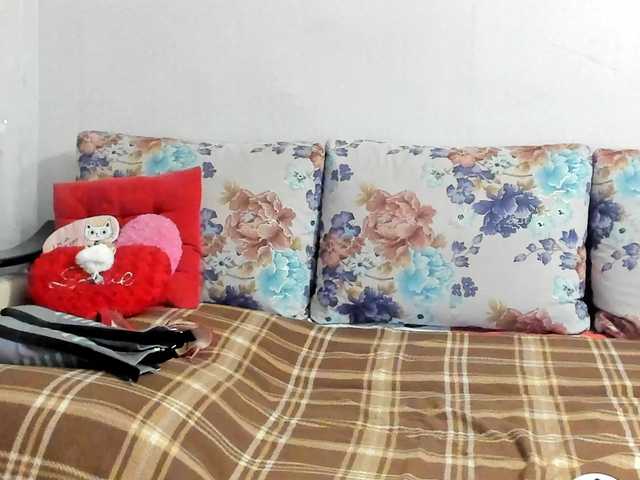 Lisa1225's BongaCams show and profile