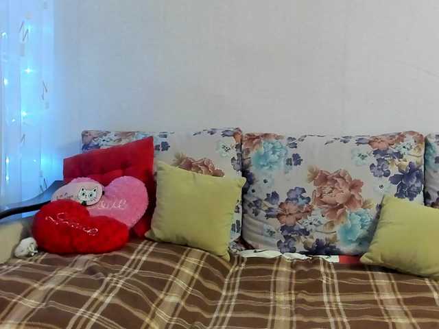 Lisa1225's BongaCams show and profile