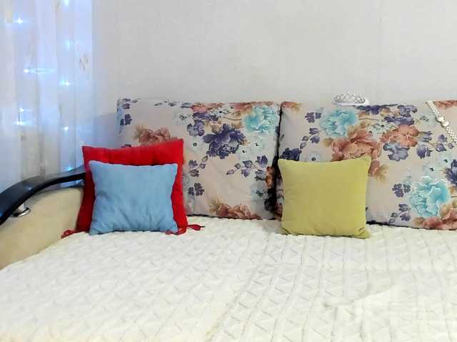 Lisa1225's BongaCams show and profile