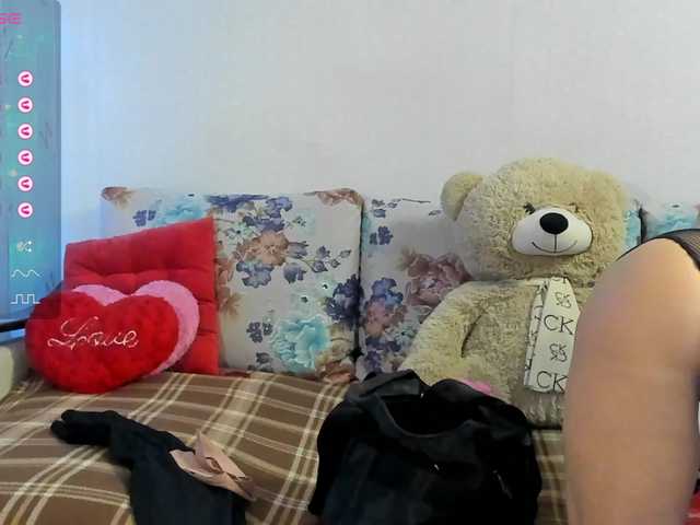 Lisa1225's BongaCams show and profile