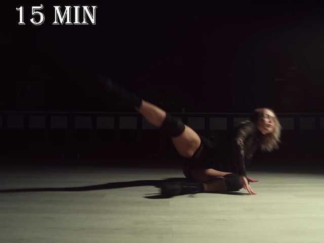 Lisa1225's BongaCams show and profile