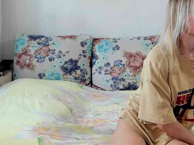 Lisa1225 webcam