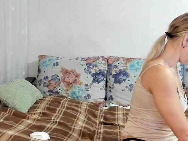 Lisa1225 webcam