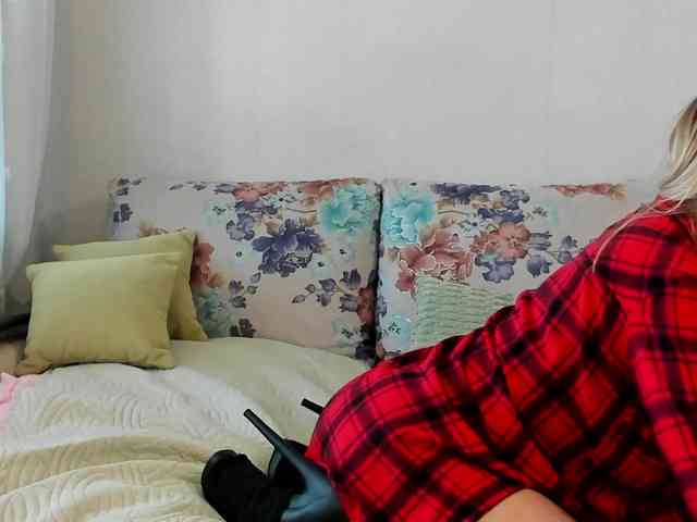 Lisa1225 webcam