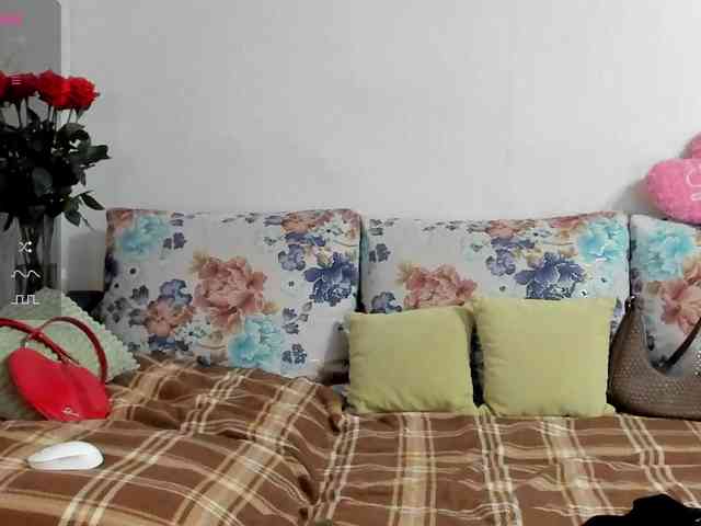 Lisa1225 webcam