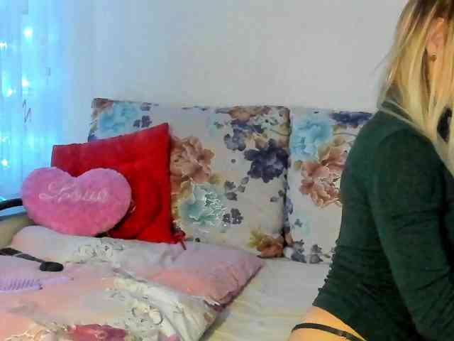 Lisa1225 webcam