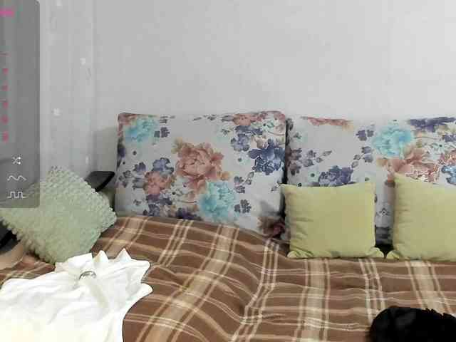Lisa1225 webcam