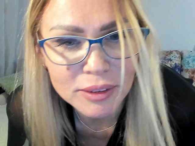 Lisa1225 webcam
