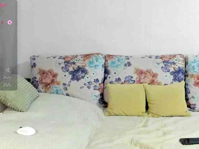 Lisa1225 webcam