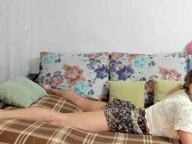 Lisa1225 webcam