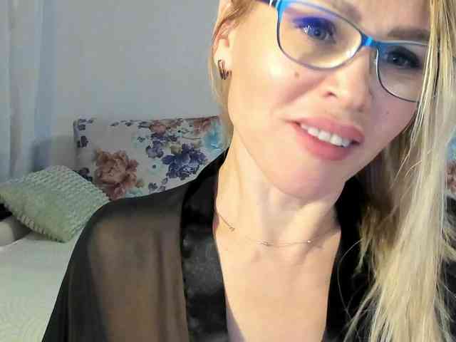 Lisa1225 webcam