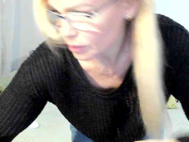 Lisa1225 webcam