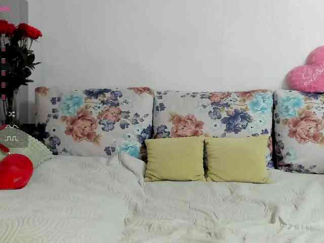 Lisa1225 webcam