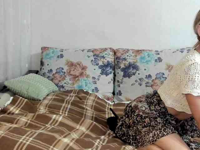 Lisa1225 webcam