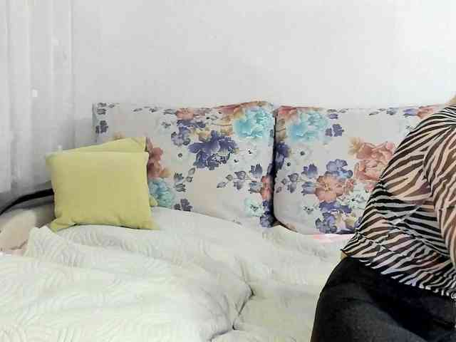 Lisa1225 webcam