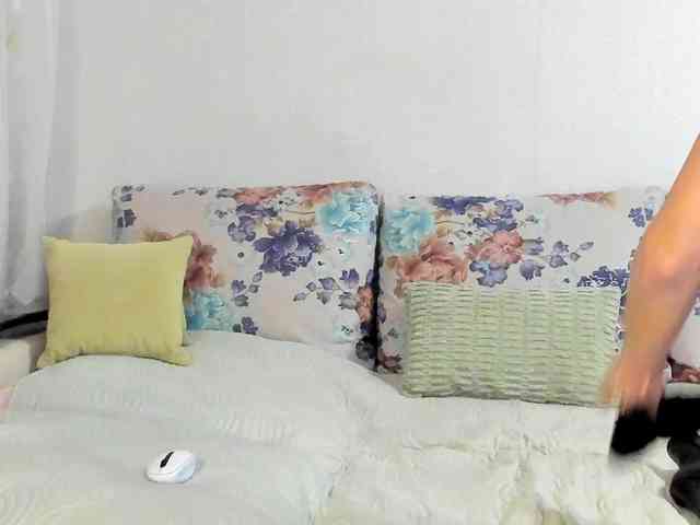Lisa1225 webcam