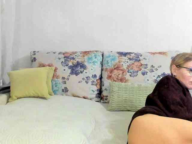 Lisa1225 webcam