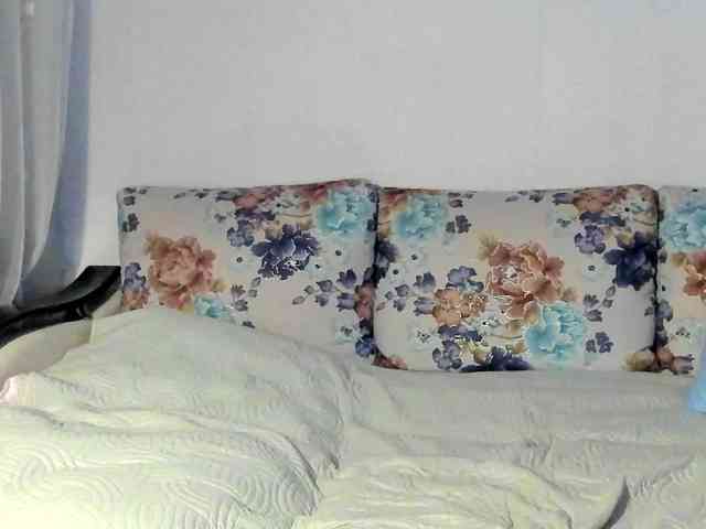 Lisa1225 webcam