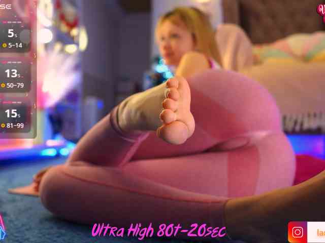 CassieKriss8537 webcam