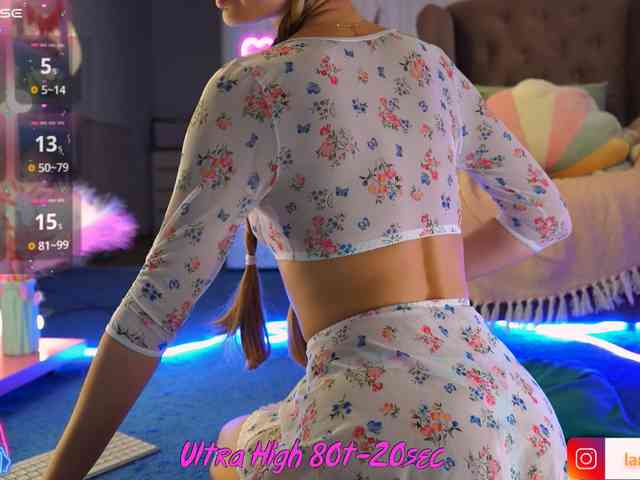 CassieKriss8537 webcam